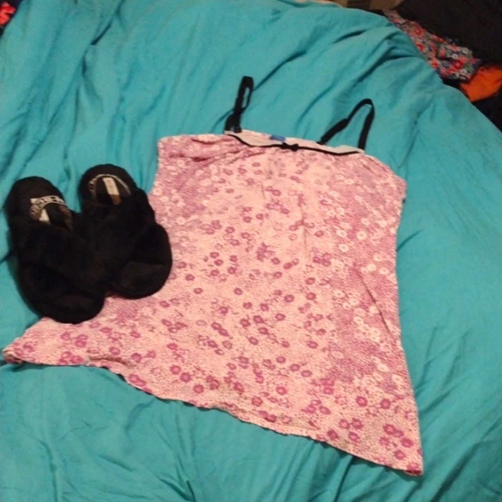 Simply Vera Night Gown